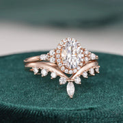 Oval Cut Cluster Halo Moissanite Engagement Ring with Matching Band